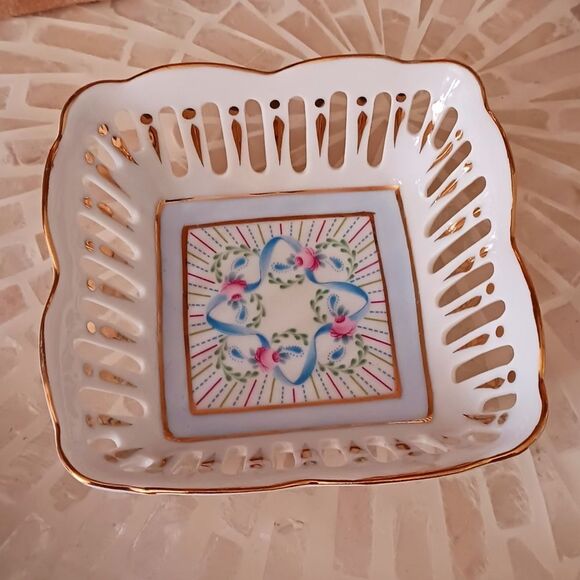 Vintage Trinkets Holder by Royal Danube - Picture 5 of 10